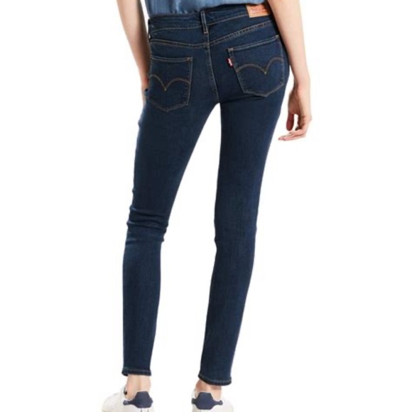 Levi’s 711 Skinny Jeans dark wash - Picture 2 of 5